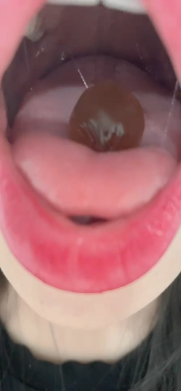 【自打包】自购-足控精品-易直播高颜值主播美妙美足诱惑自慰私信福利第二弹(45V,5.03G)