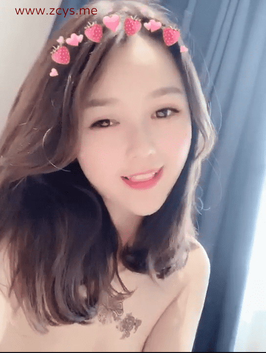 超美反差婊-我很可爱但我也很骚 700m