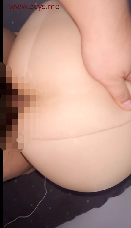 【自打包】自购-足控-易直播九儿-美足自慰口交足交私信福利第3弹(16V,1.01G)