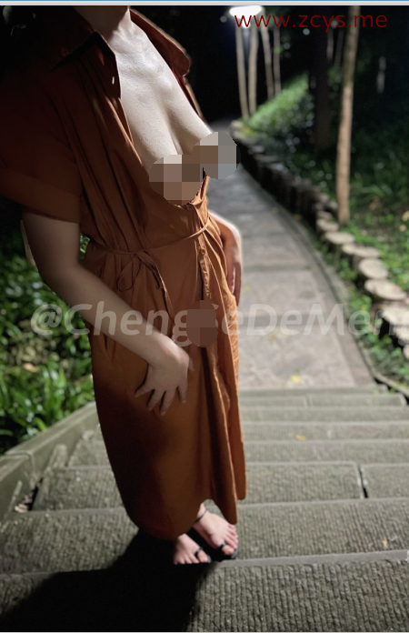 【自打包】推特极品重庆淫妻-橙色的梦-3P野战露出视图合集(80P,29V,804M)