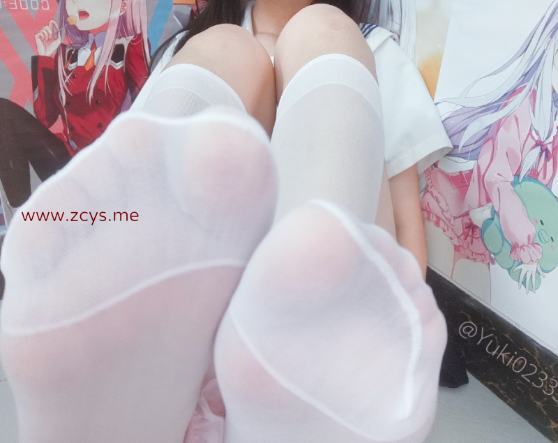 【自打包】福利姬-yuki(乔酱)-JK小迷妹(12P,1V,145M)