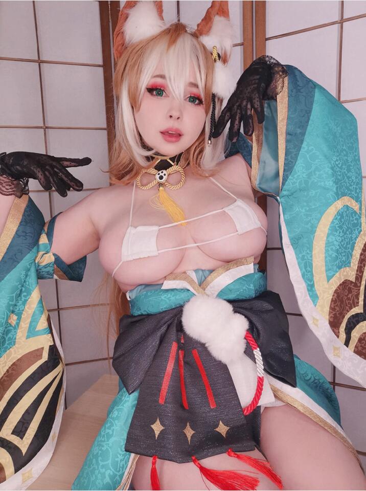 【Cos/写真】Yoshinobi-Chan  俄罗斯大大大妹子 33套图合集