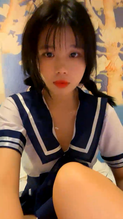 可爱麻花辫美少女!1V 803MB