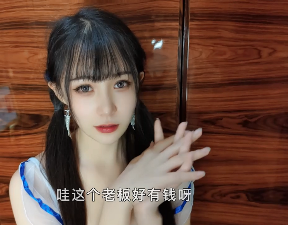 【自打包】人气颜值女神-糖糖-勾引土豪女导游(1V,777M)