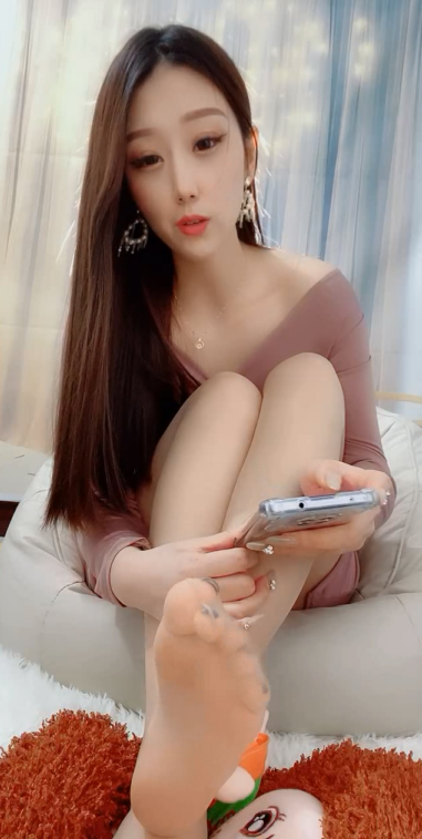 源码自录-足控-易直播 zr聆御 7(1V,273M)