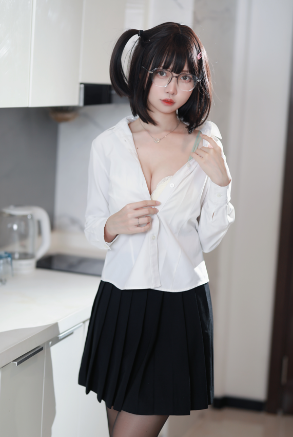 洛桑w伊梓 – 全套10期&amp;随包视频 【370P11V2.7G】