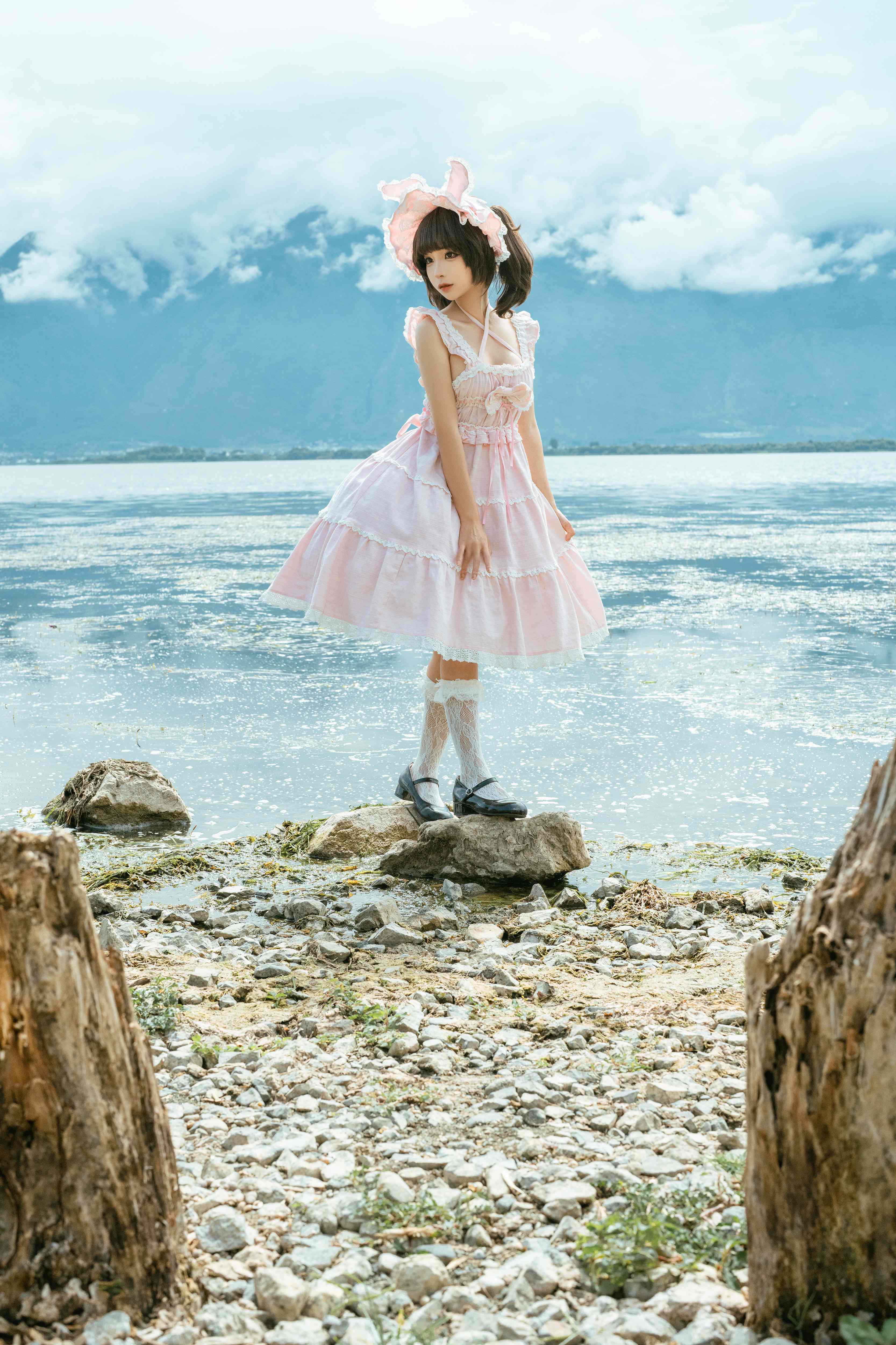 0012#蠢沫沫 - 湖边的少女 [11P-56.98MB]