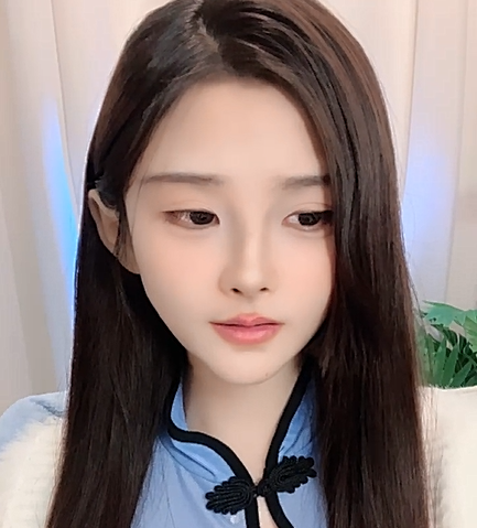 明星颜值甜蜜女神!绿播下海小尺度!撩起情趣装,一对豪乳又大又白,白丝袜美腿性感,脱下裤子大白屁股拍打