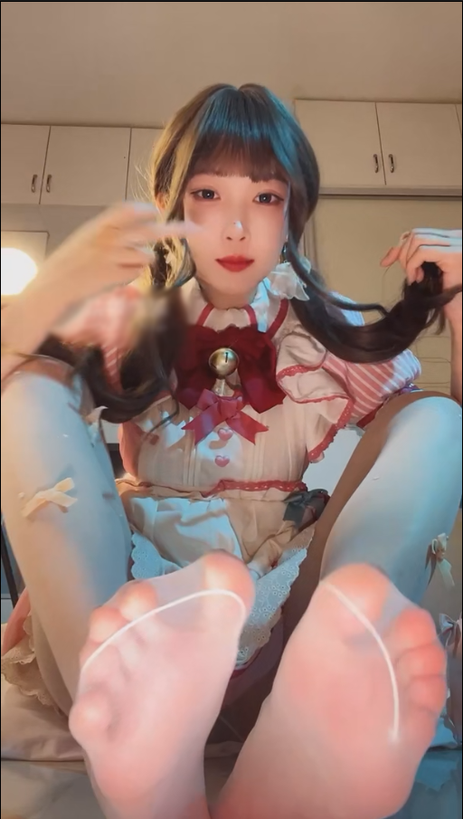 玩物直播佳佳-250713 洛丽塔任务【1V】【284MB百度云】