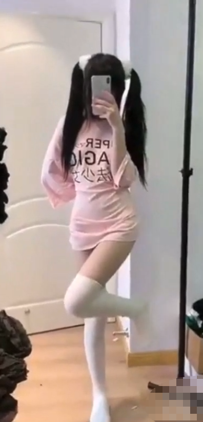 2529 抖音风裸舞反差婊20v