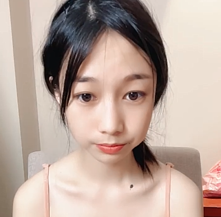 新人推荐!【晴雪海棠】直播大秀,开收费房赚生活费