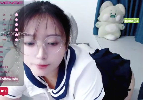 3531 【sweet_18wanwan】戴眼镜的嫩妹 水手服jk