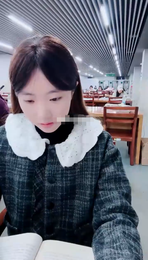 大三学生妹的一天,【柚子】,白天在图书馆,复习准备期末考试,夜幕降临,约炮友酒店开房,快乐刺激! 6小时超长剧情