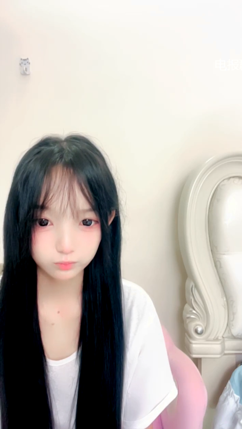 【鬼鬼12点】高颜值裸舞2v