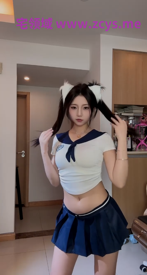 快手极品反差【小张女士】付费定制，JK套装揉捏超大美乳＋道具疯狂插逼自慰流白浆，美乳美穴诱惑十足1p21v755m