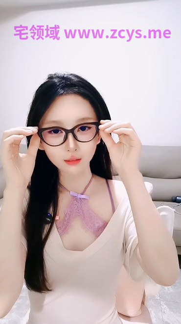 超美女神 一道白光【芋】白净 高颜 模特身材 奶子虽小但有型 丝袜美腿美足 白嫩大屁股 一点点逼毛粉嫩一线天【3v】