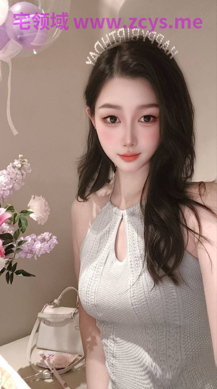 无毛一线天极品母狗【李安菲】被大屌插变形边干边喷水，画面诱人过瘾8v5p957m