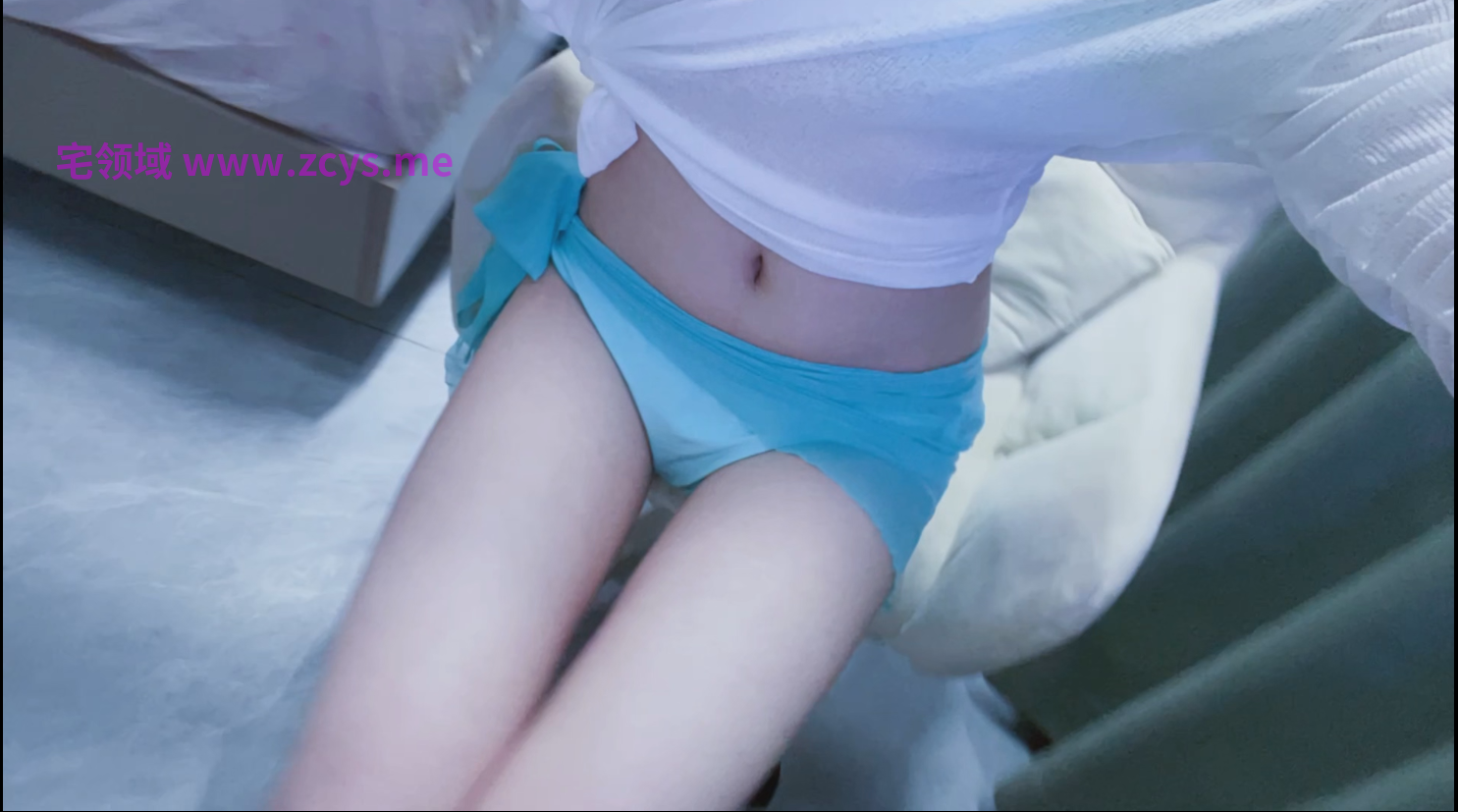 快手kk421-娃娃脸可爱妹子 反差露脸裸舞 后背摇【2V】【260MBpikpak云盘】
