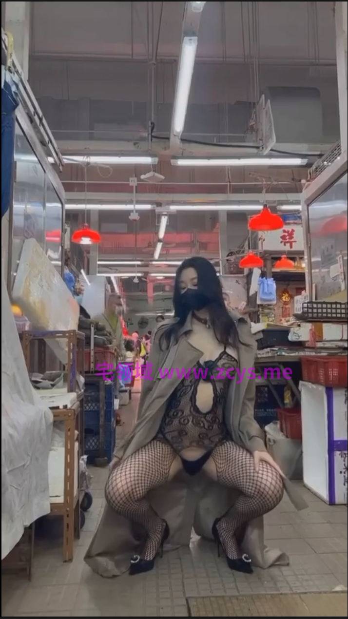 小逗逗-露出合集【18V】【427MBpikpak云盘】