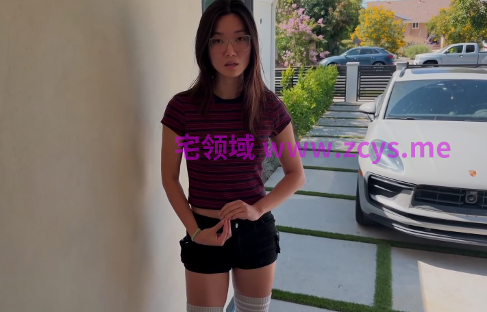 Lucy_身材苗条小娇乳钱不够只能用三个洞偿还债务了被大肉棒深喉插嘴操完小穴再爆菊花最后颜射【655m】