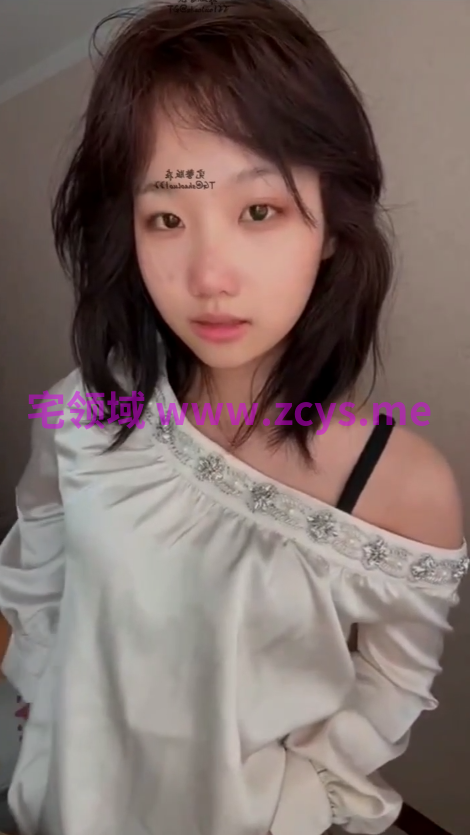 颜值巨能打的M少女 自慰扇脸1v178m