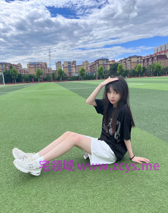 颜值超高 江西清纯妹子超级反差 掐着下巴强制深喉 正面抽插一直盯着镜头喘息 大胸晃动不止真实对白19p26v1.09g