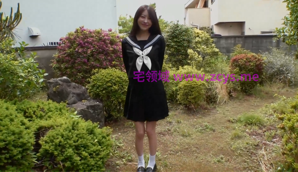 森日向子_性欲旺盛的制服美少女，浑身大汗，在无与伦比的性交中吞噬男人【2.71g】
