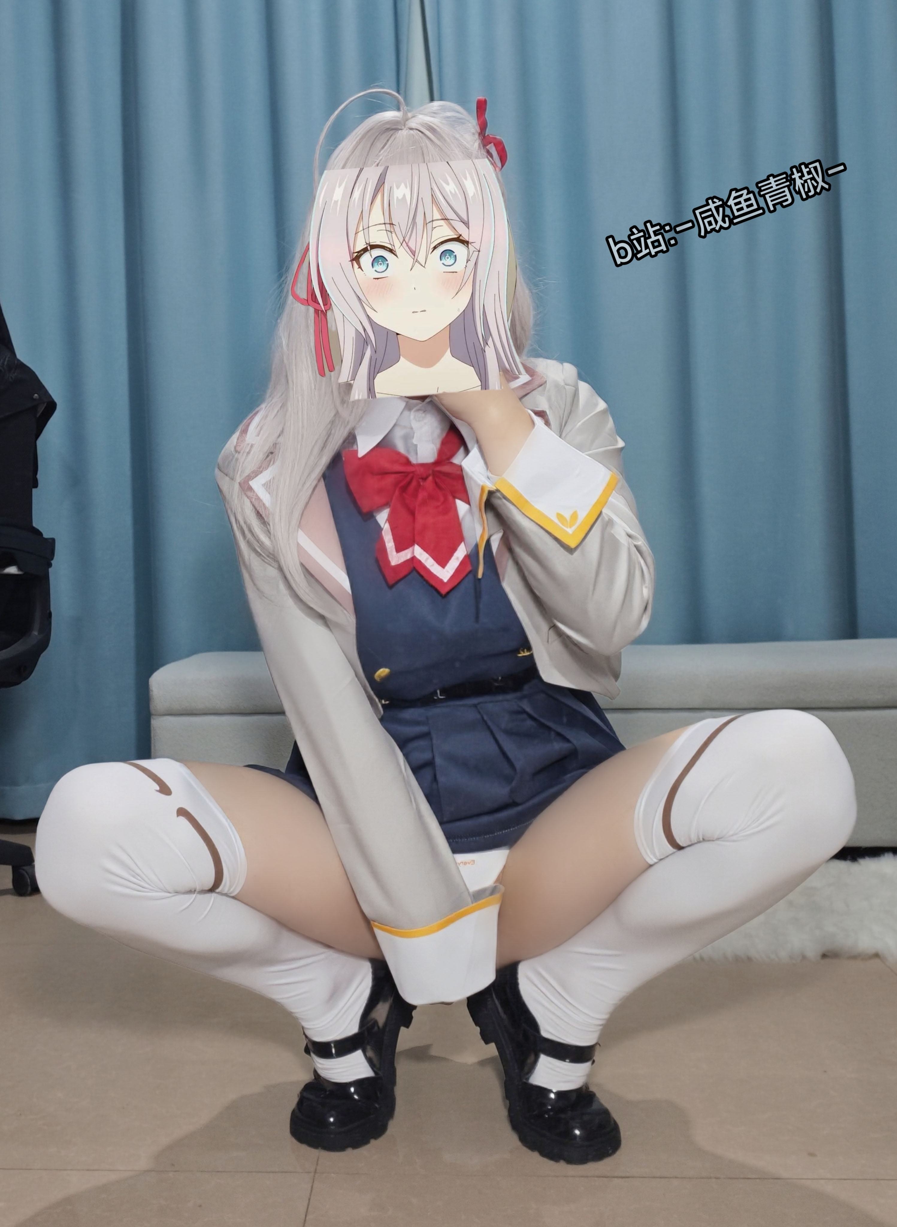 【新】咸鱼青椒-艾莉同学已下载【44P+1V】【114MBpikpak云盘】