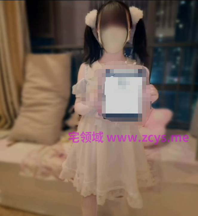 极品白虎萝莉  1500定制 身高155，粉嫩白虎 【1V 59MB】