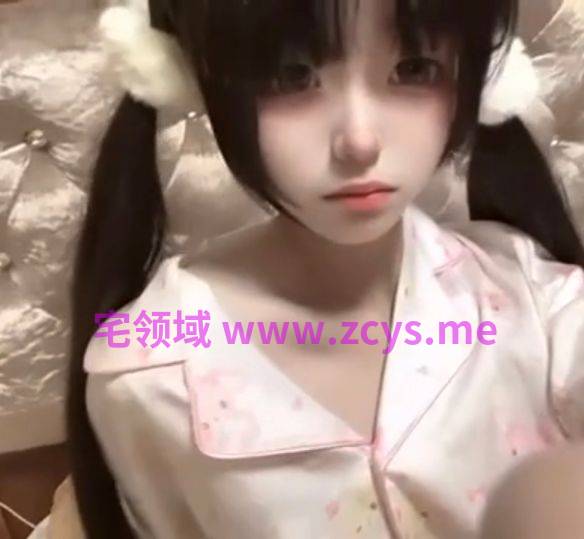 超绝巨乳露脸萝莉自慰揉奶塞b跳蛋振动