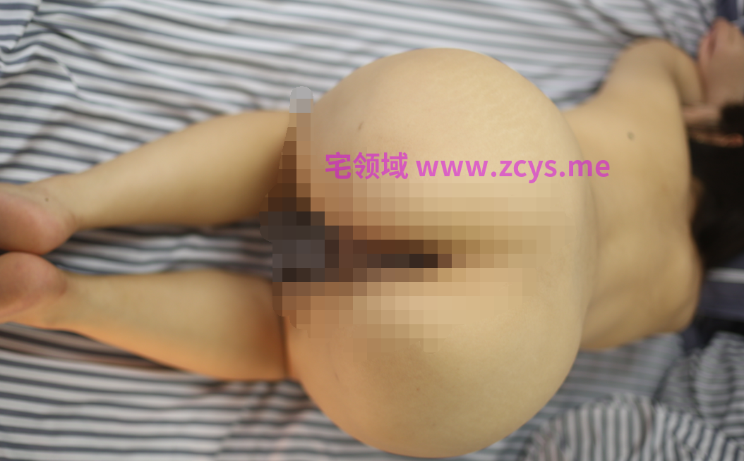 极品女模 薇薇 后妈裙&白衬衫 掰穴特写 无水印 【591P1.13G】