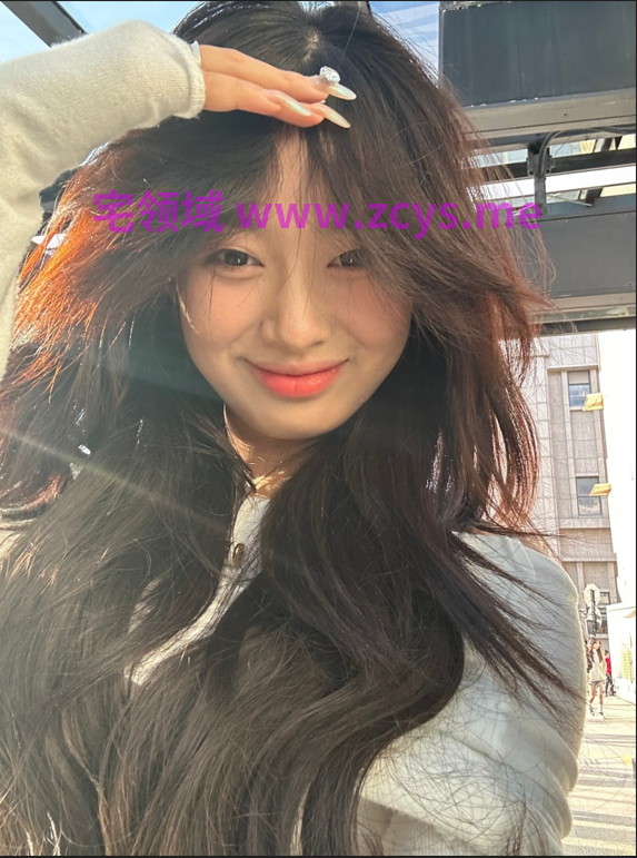 杭州超高颜值清纯美女笑容甜美 后入屁股被打得通红一边干一边骂你是母狗不成家啊是不是说话啊大点声48p4v868m